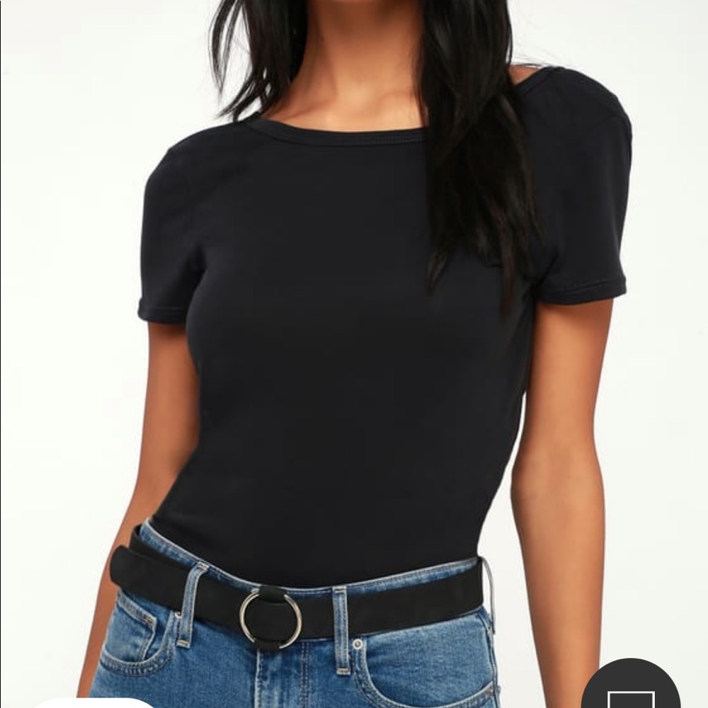 Lulus black ring belt